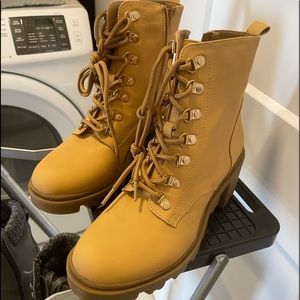 Brand new never used lace upboots